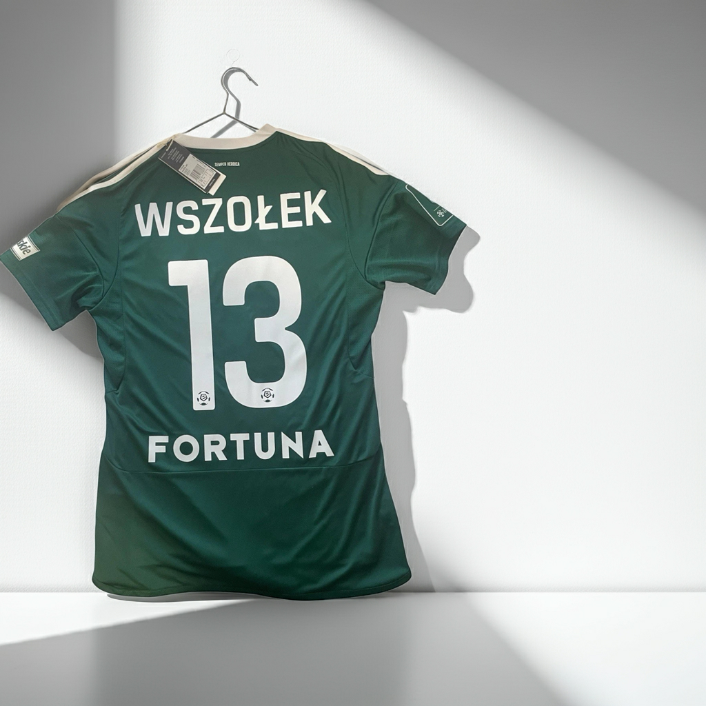 Legia Warszawa Men’s Away Shirt 2023-24 Paweł Wszołek Polish Ekstraklasa