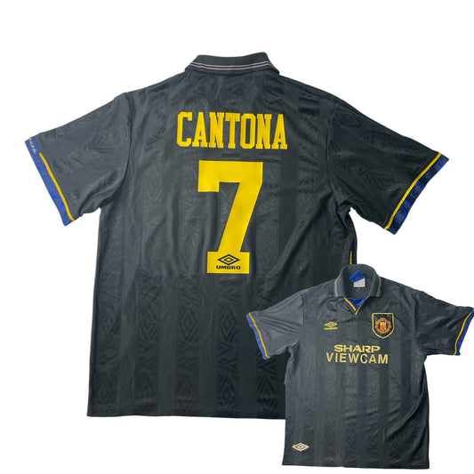 Manchester United 1993/95 Away Shirt – Eric Cantona #7 – Size XL – Vintage Umbro Football Jersey