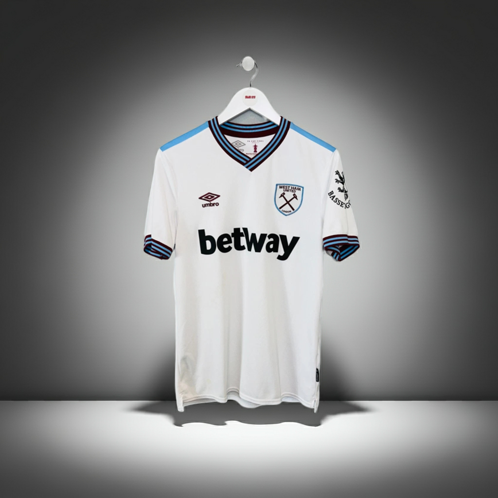 WEST HAM 2019/20 AWAY SHIRT size M UMBRO   FOOTBALL SHIRT