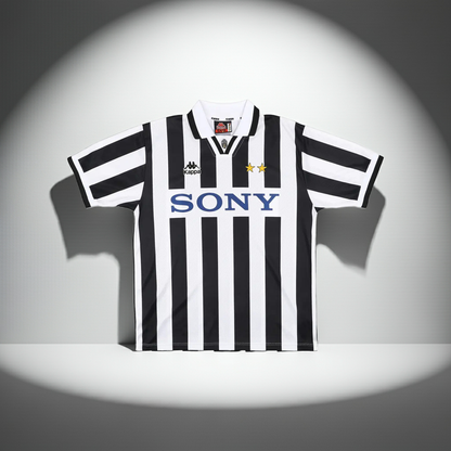 1995-97 Juventus Home Shirt